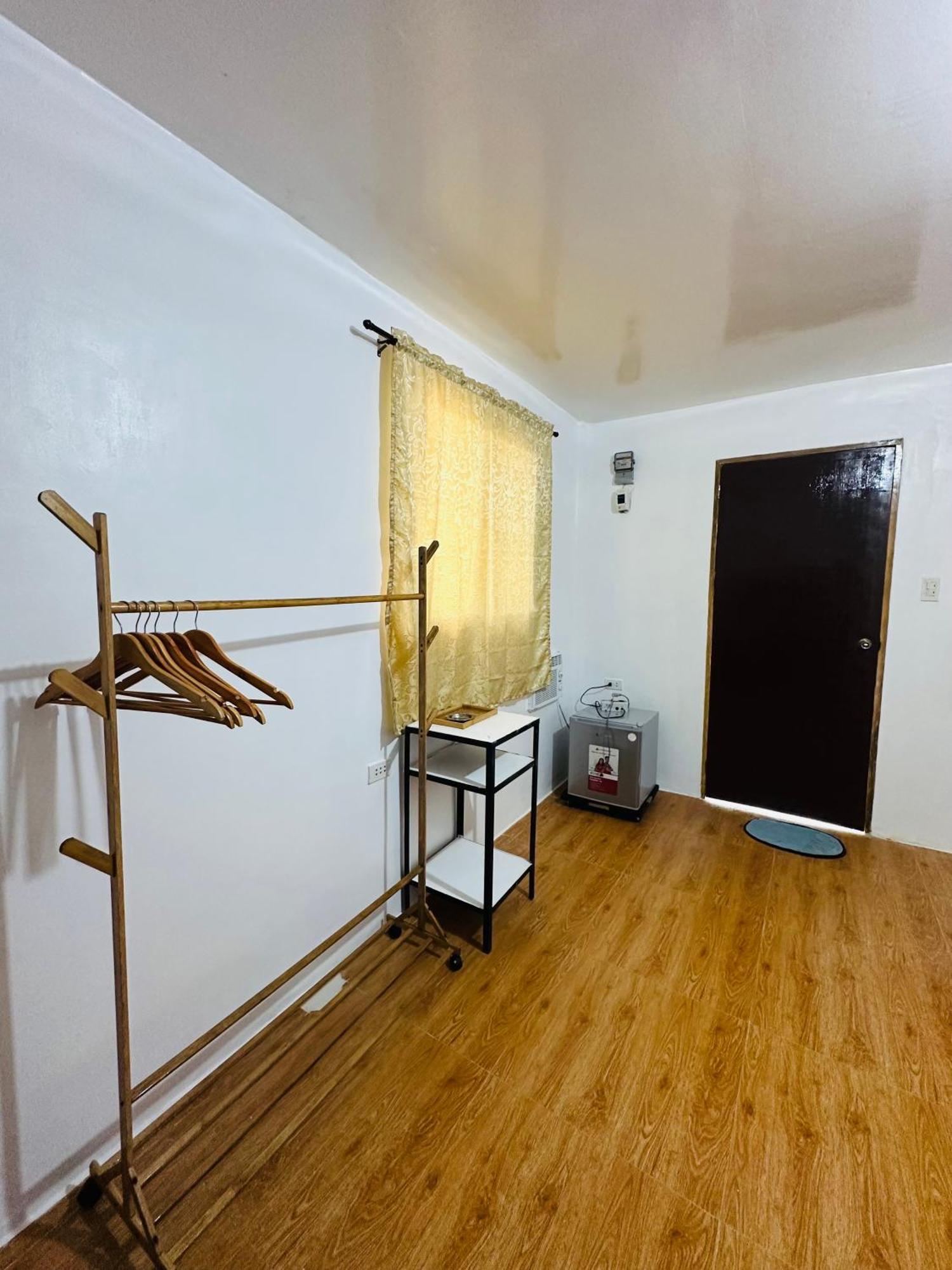 Cris & Mar Homestay Burgos  Exterior foto